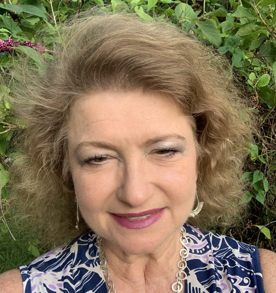 Dawn Current Headshot (1)